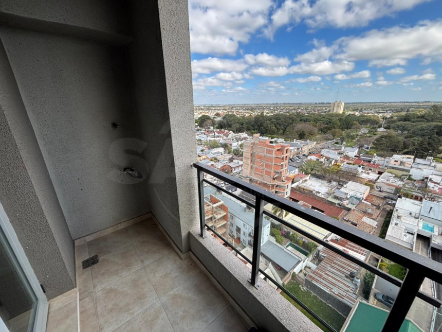 Av. Freyre 3100 (Constituyentes )