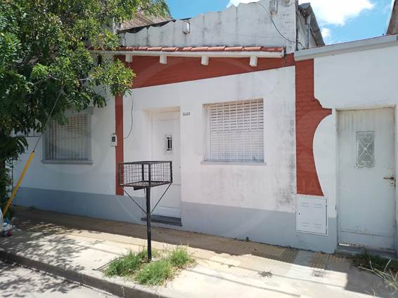 Pje. Echeverría 5400 (María Selva )