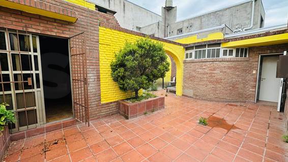 Presbitero Dusso y Agustin Delgado (Barranquitas )