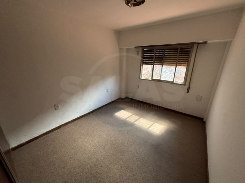 Belgrano 3800 (Candioti )