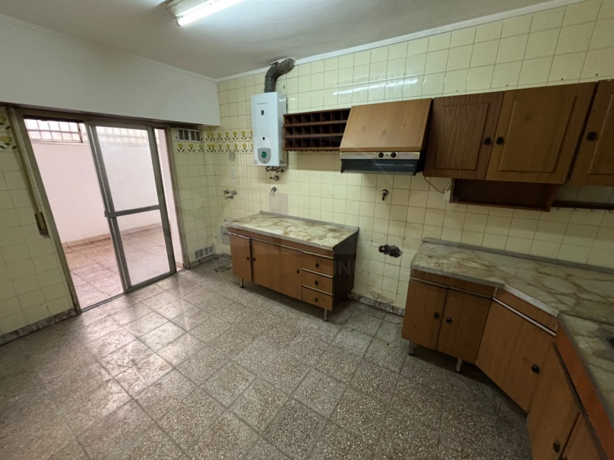 Belgrano 3800 (Candioti )